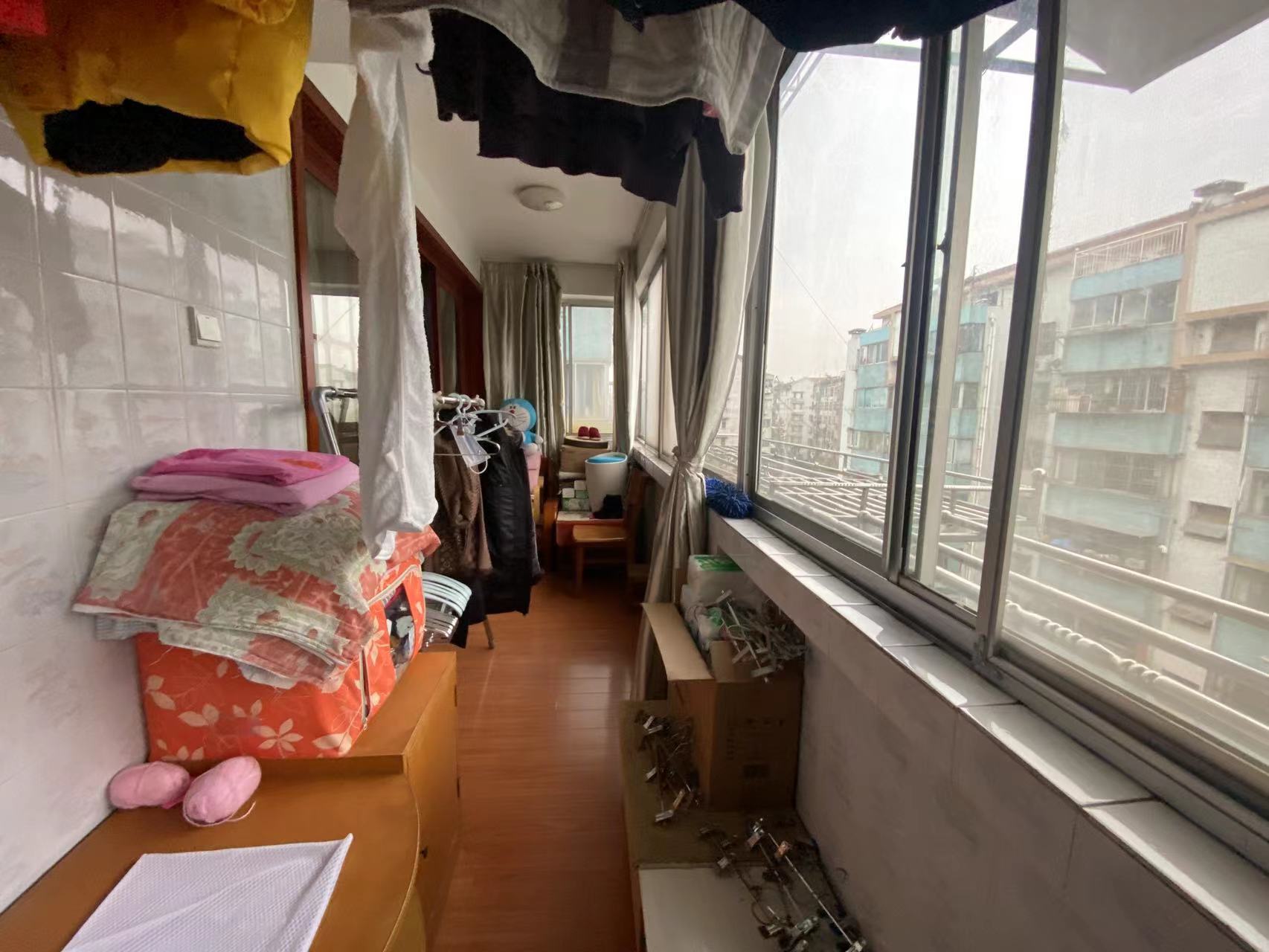 北濠桥东村 3室1厅1卫 108.00m&sup2;