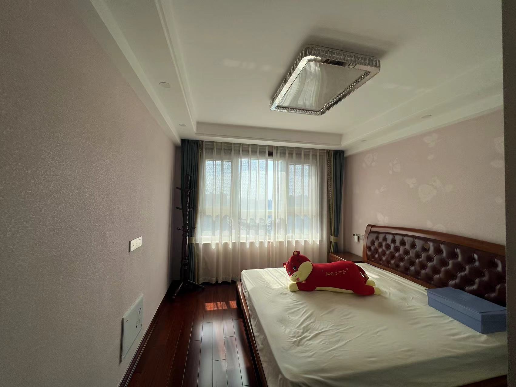 帝奥北城名郡 3室2厅2卫 142.48m&sup2;