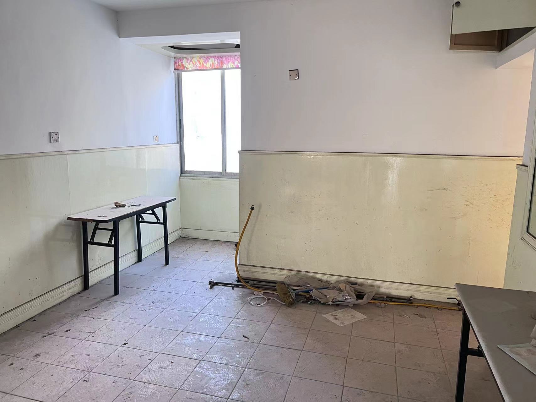 虹桥新村(朝霞路) 3室2厅1卫 73m&sup2;