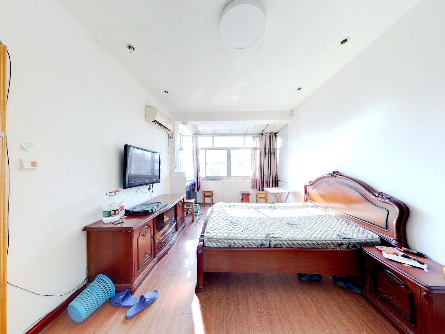 青年中路9号 2室1厅1卫 66m&sup2;