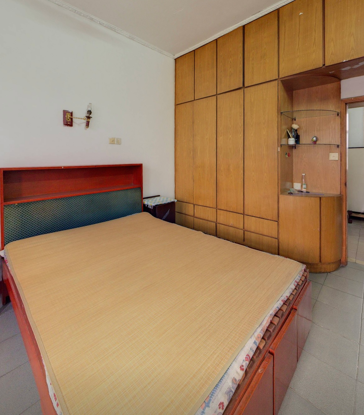 新桥新村 3室1厅1卫 76m&sup2;