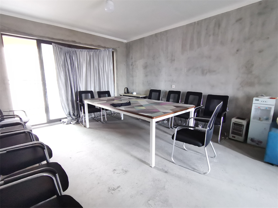 华强城 3室2厅2卫 124m&sup2;