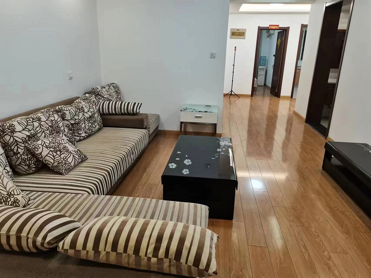 濠河经典苑 2室1厅1卫 107m&sup2;
