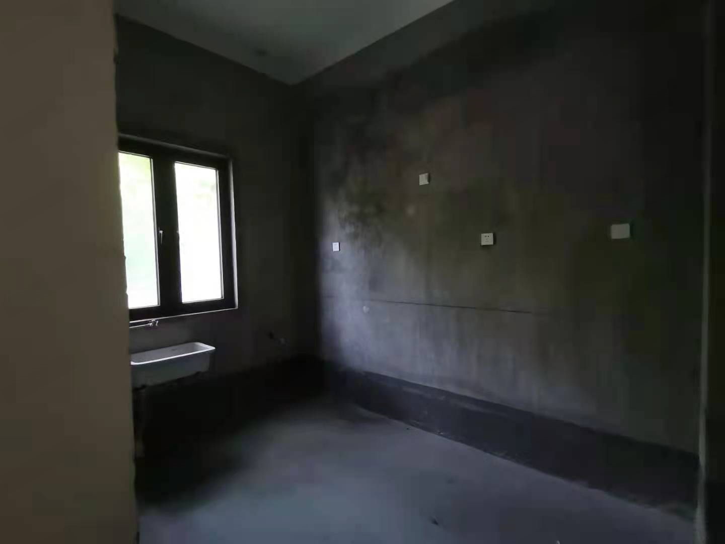 城市嘉苑 4室2厅3卫 298.00m&sup2;