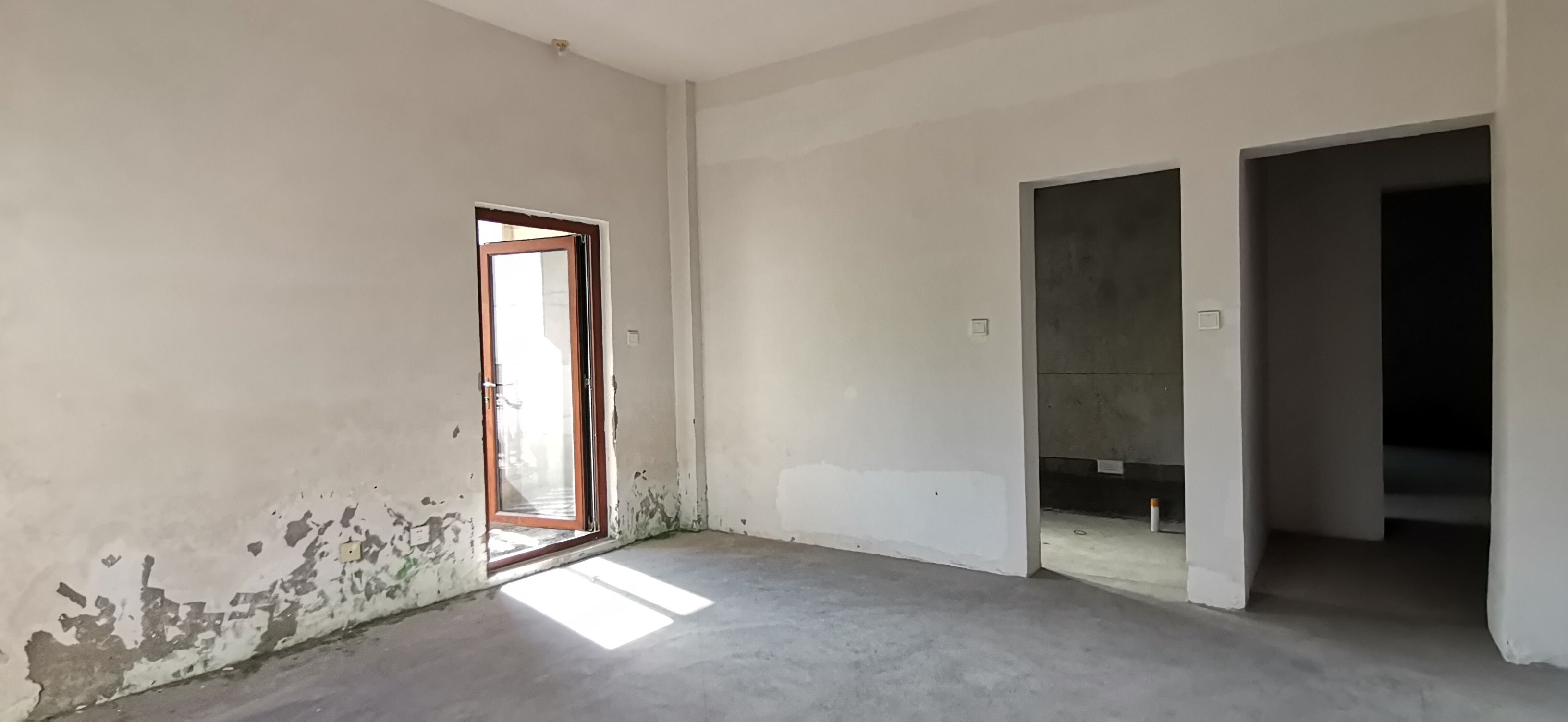 城市嘉苑 4室2厅3卫 298.00m&sup2;