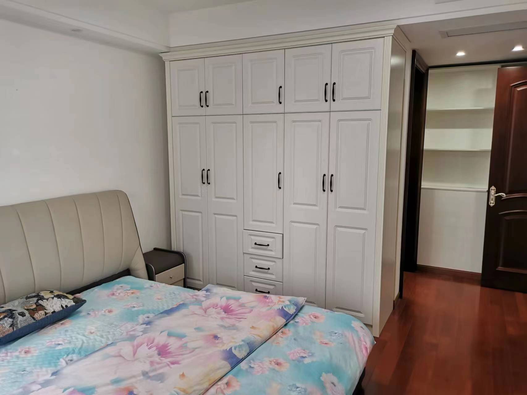 文景嘉苑 3室2厅2卫 168m&sup2;