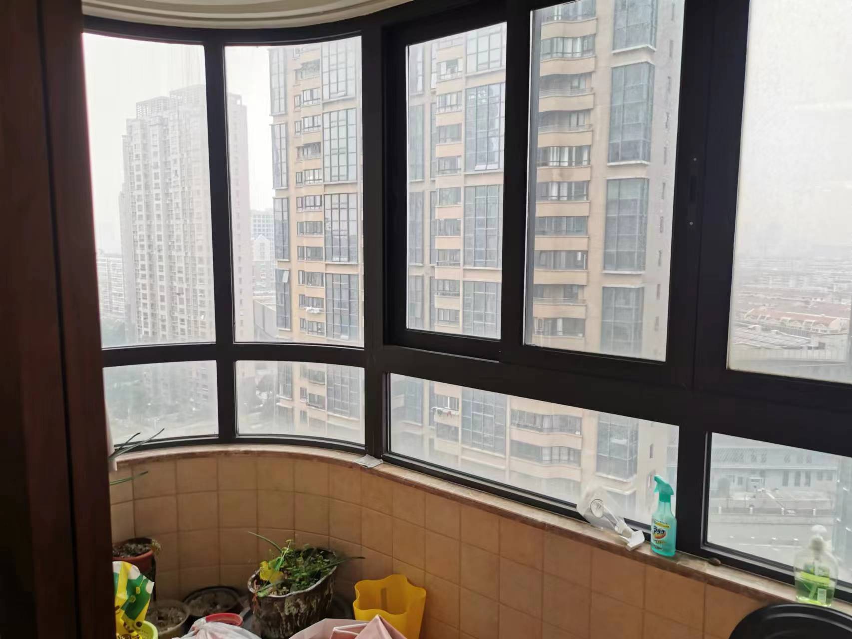 文景嘉苑 3室2厅2卫 168m&sup2;
