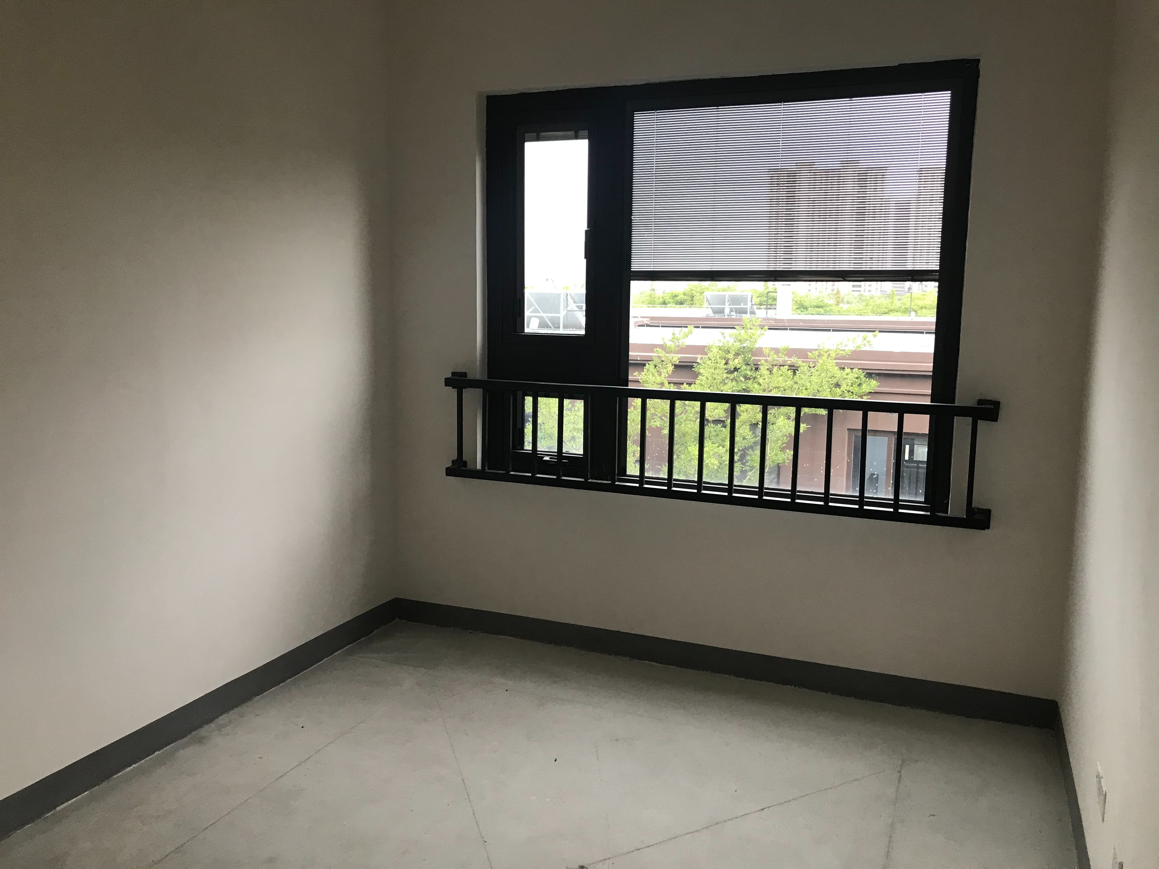 春风南岸东园 4室2厅5卫 205.00m&sup2;
