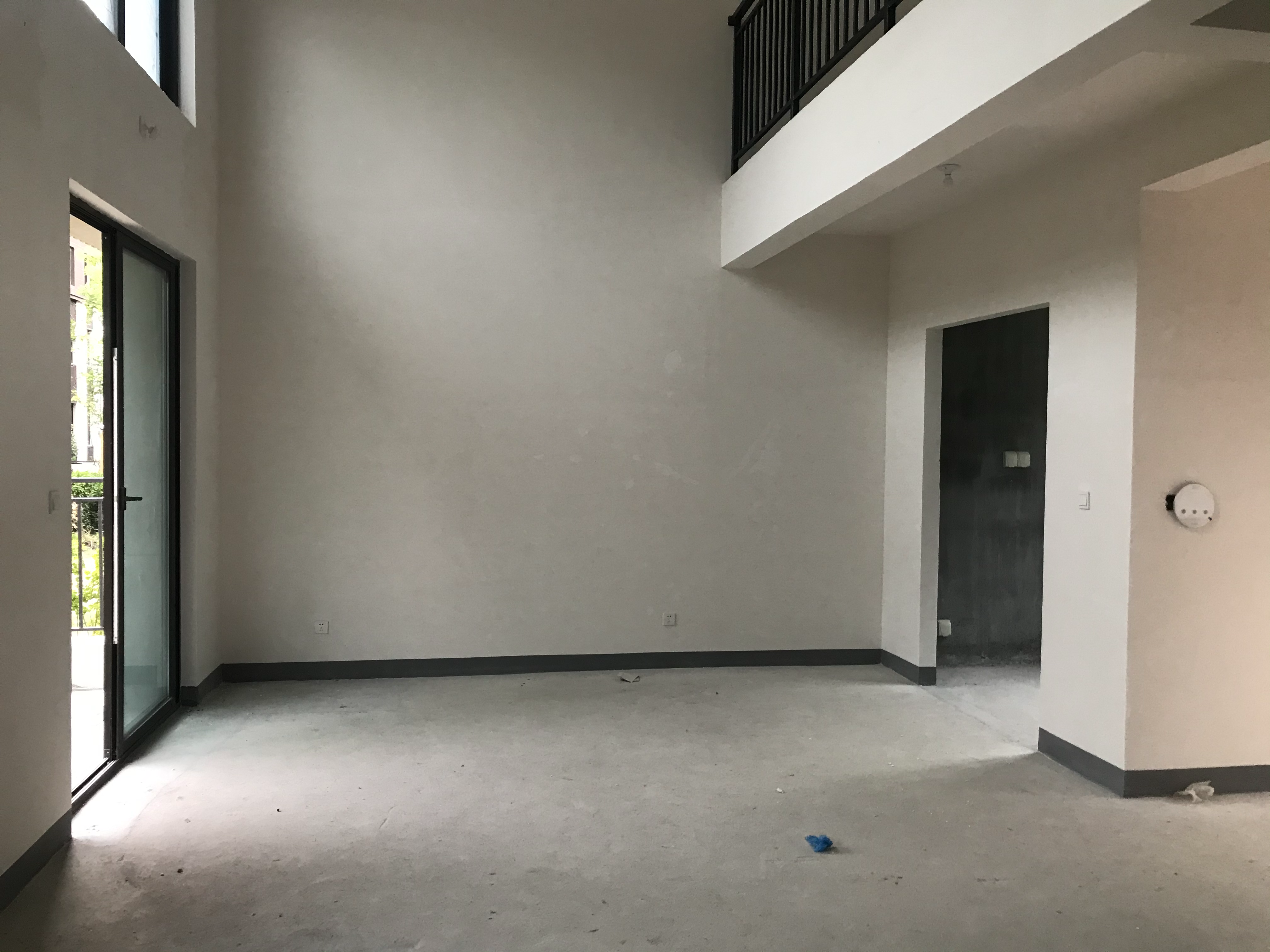 春风南岸东园 4室2厅5卫 205.00m&sup2;