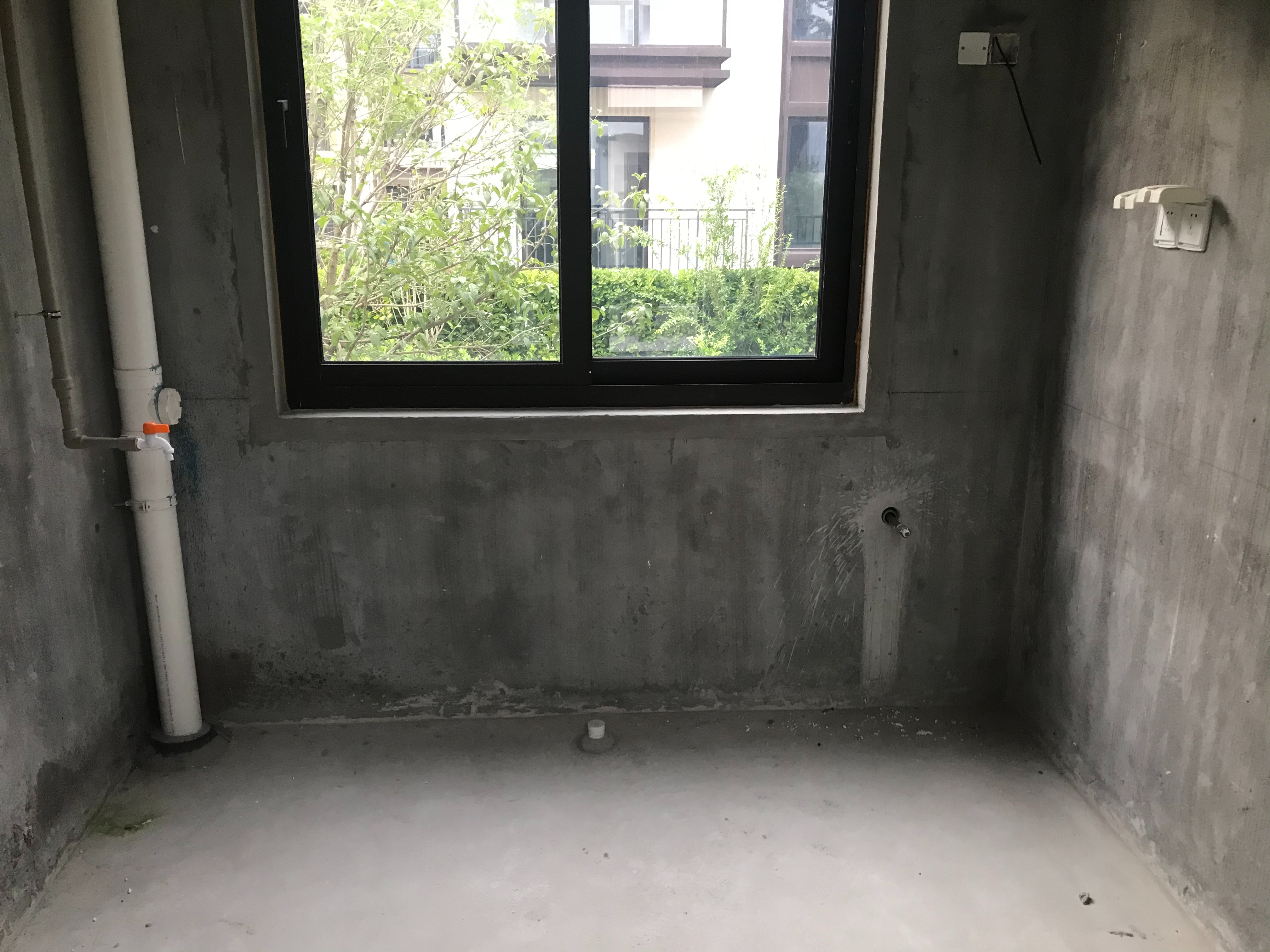 春风南岸东园 4室2厅5卫 205.00m&sup2;