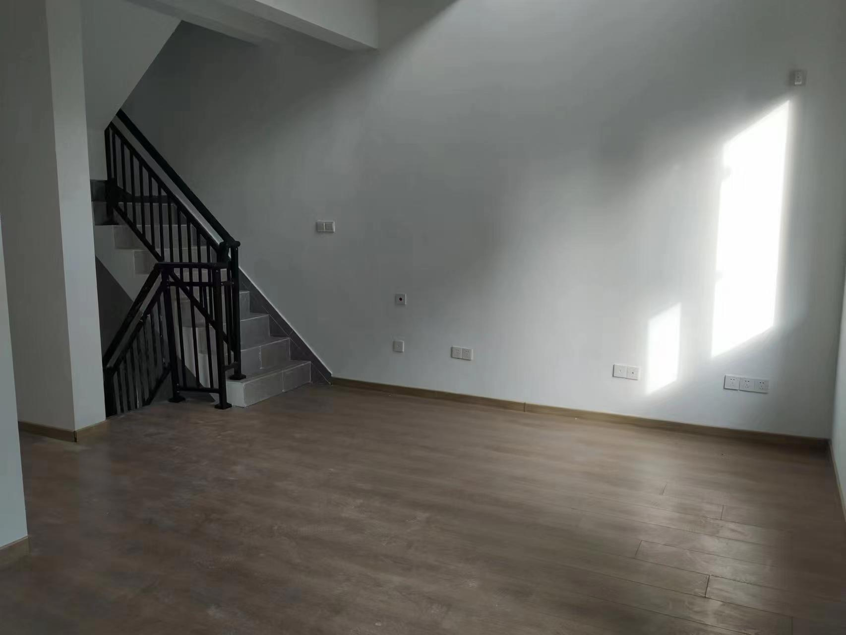 融信&middot;澜宸 3室3厅3卫 120.00m&sup2;
