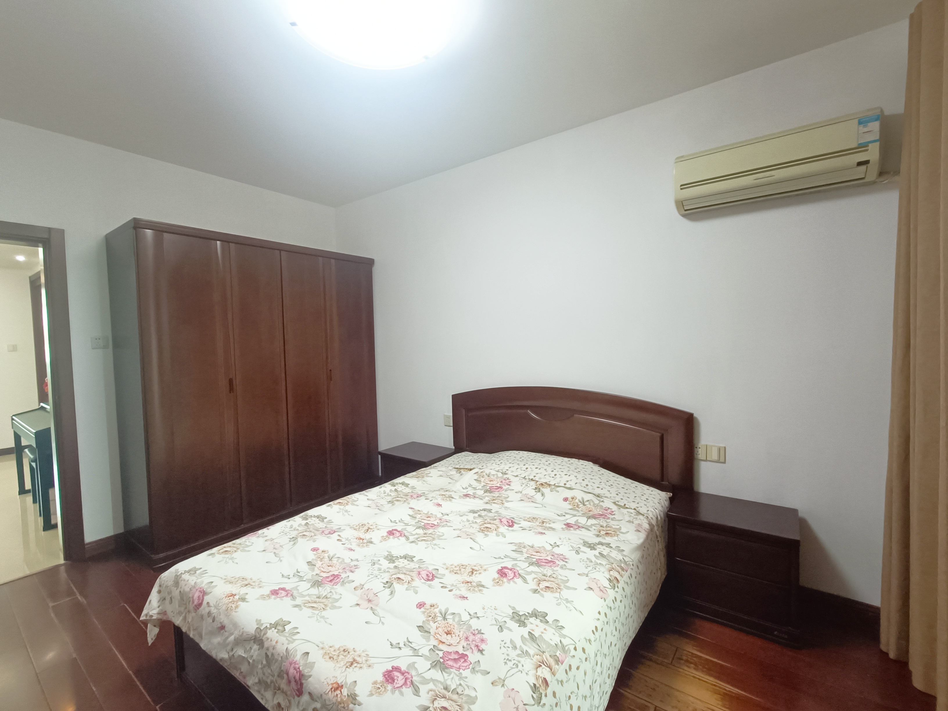 天安花园 4室2厅2卫 158.59m&sup2;