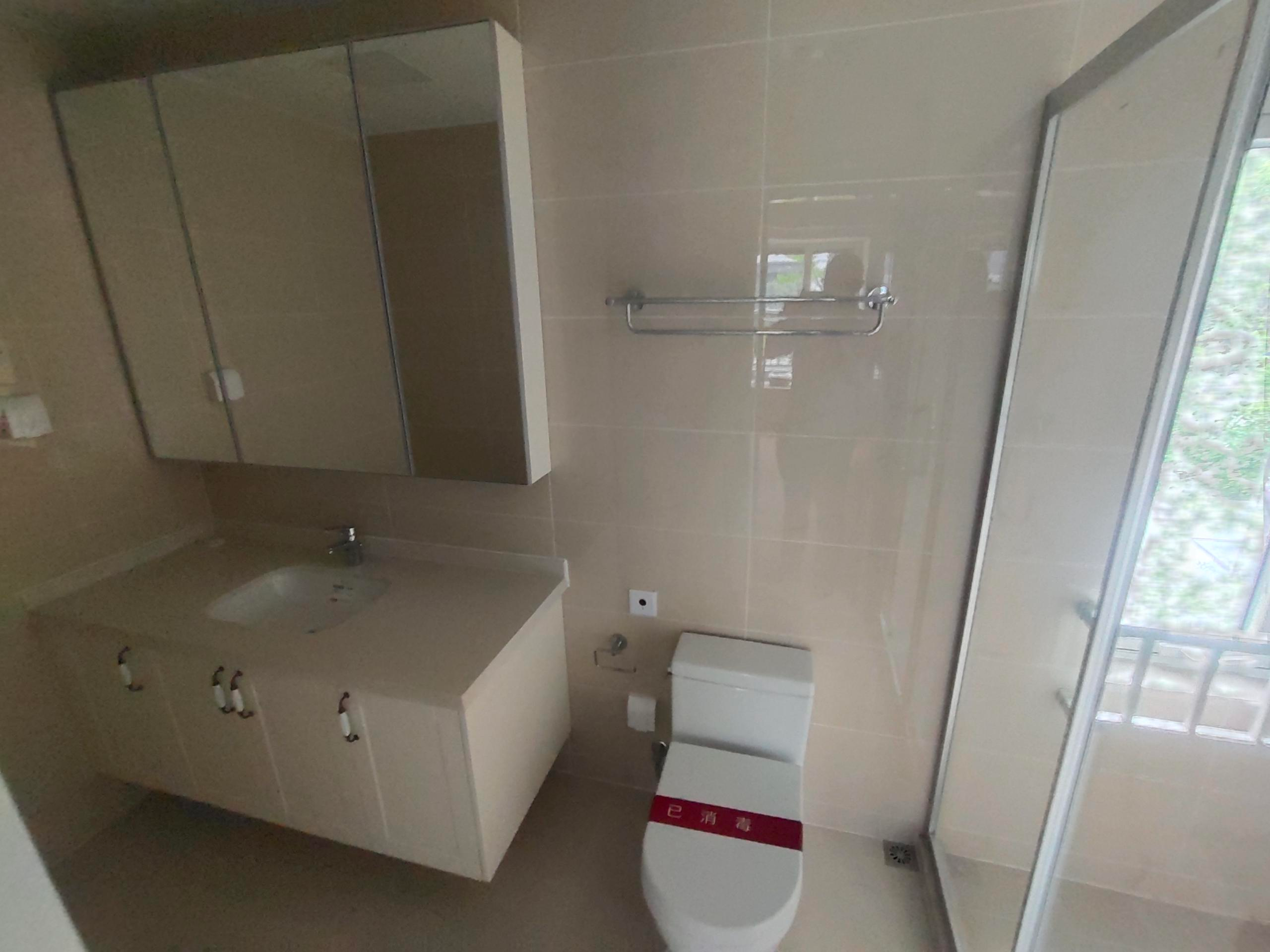 融创盛和九里桃源 3室2厅2卫 128m&sup2;