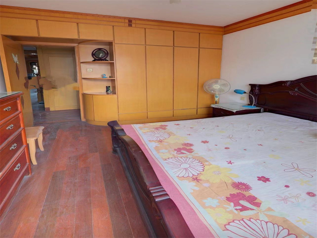 华侨花苑 3室2厅1卫 78.1m&sup2;
