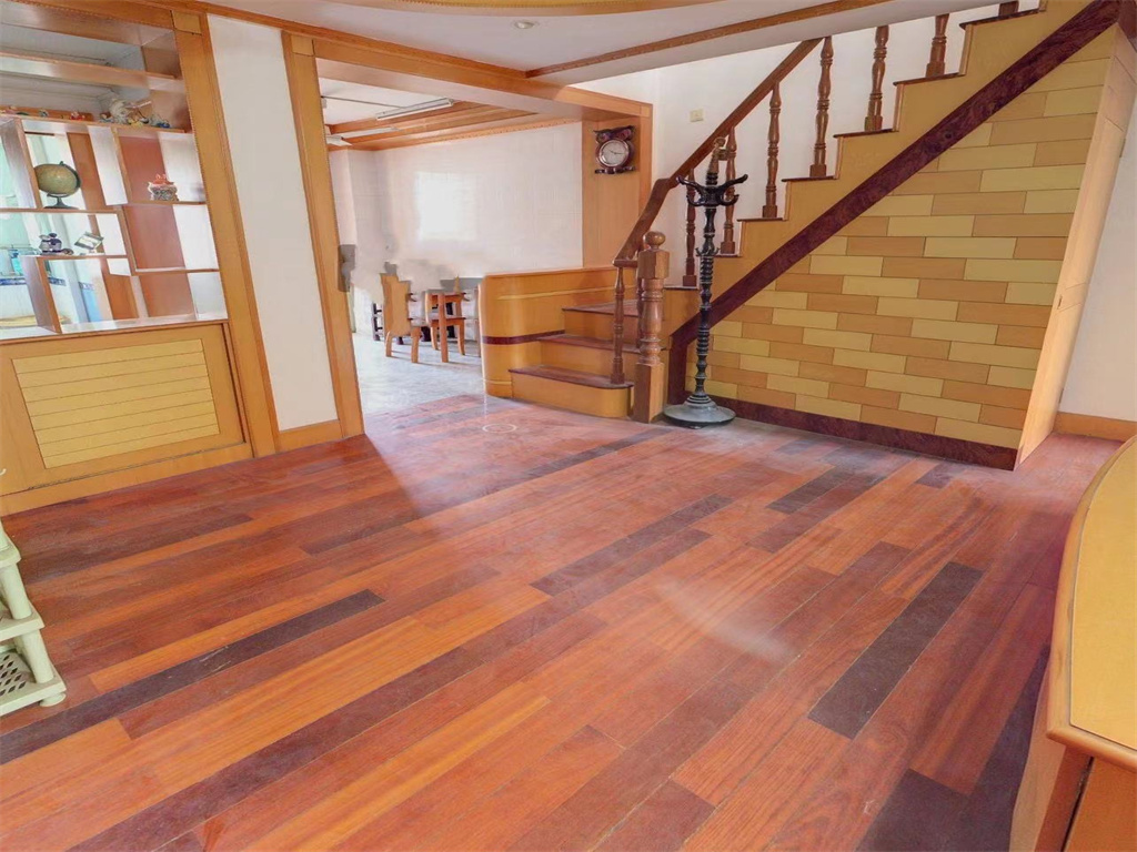 华侨花苑 3室2厅1卫 78.1m&sup2;
