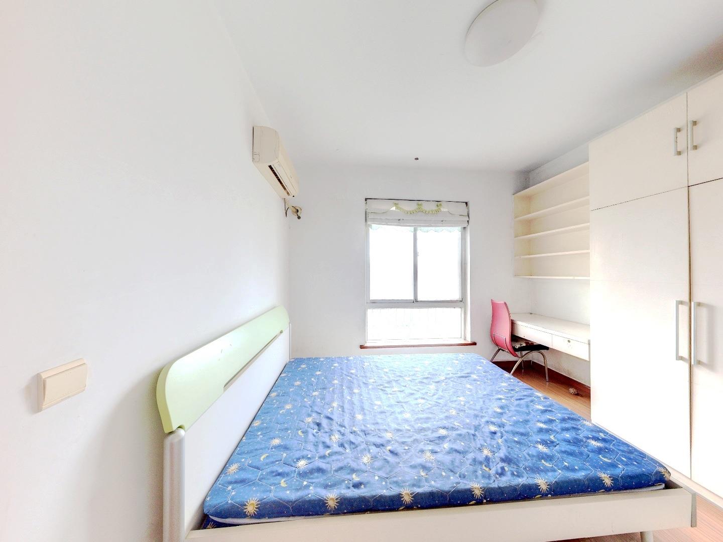 友谊公寓 3室3厅2卫 153.00m&sup2;