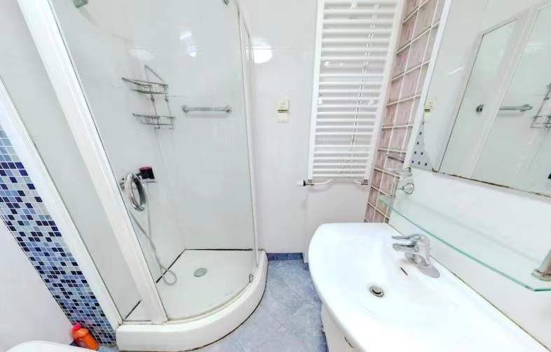 友谊公寓 3室3厅2卫 153.00m&sup2;