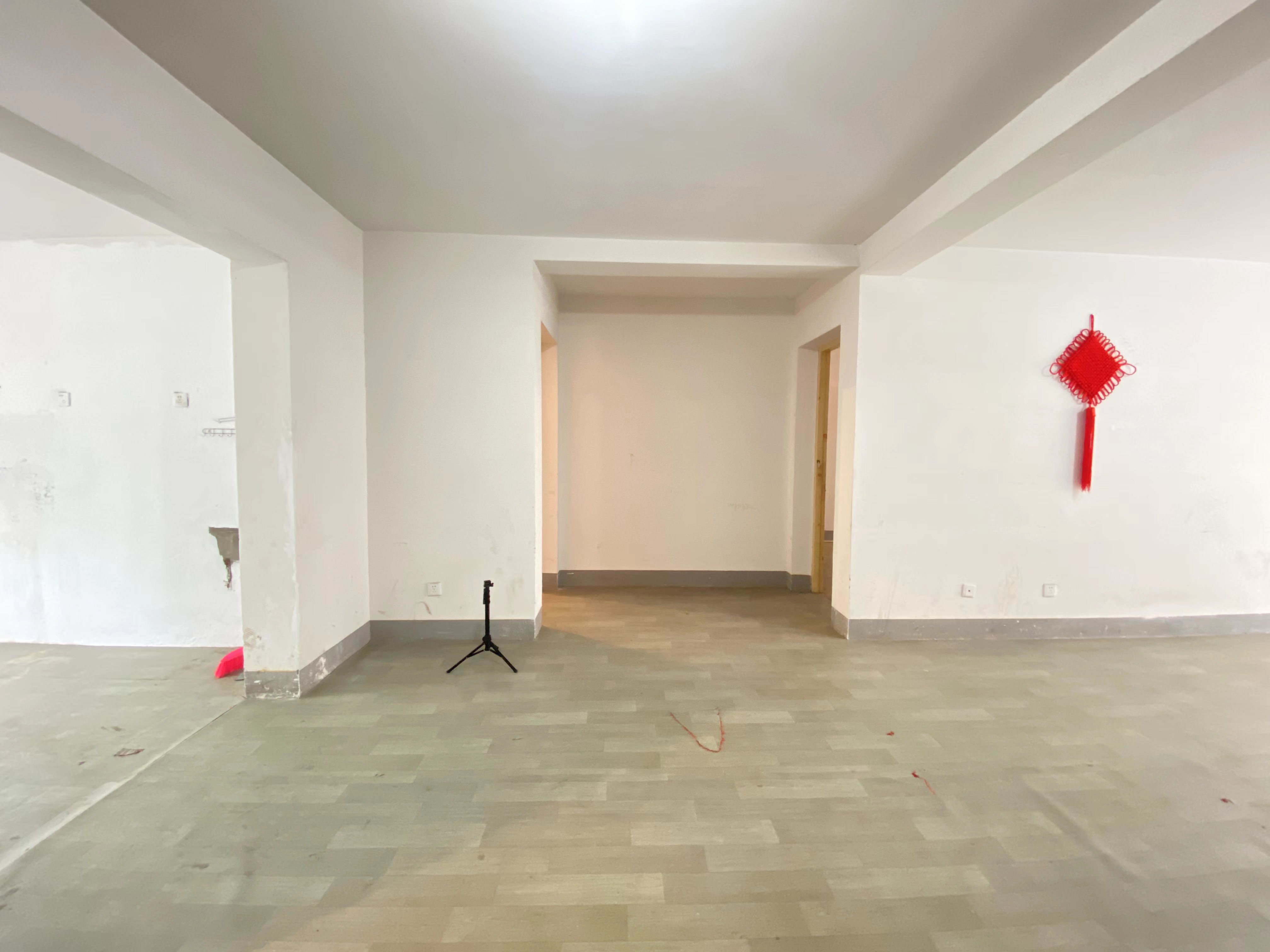 星盛花园 3室2厅1卫 127m&sup2;