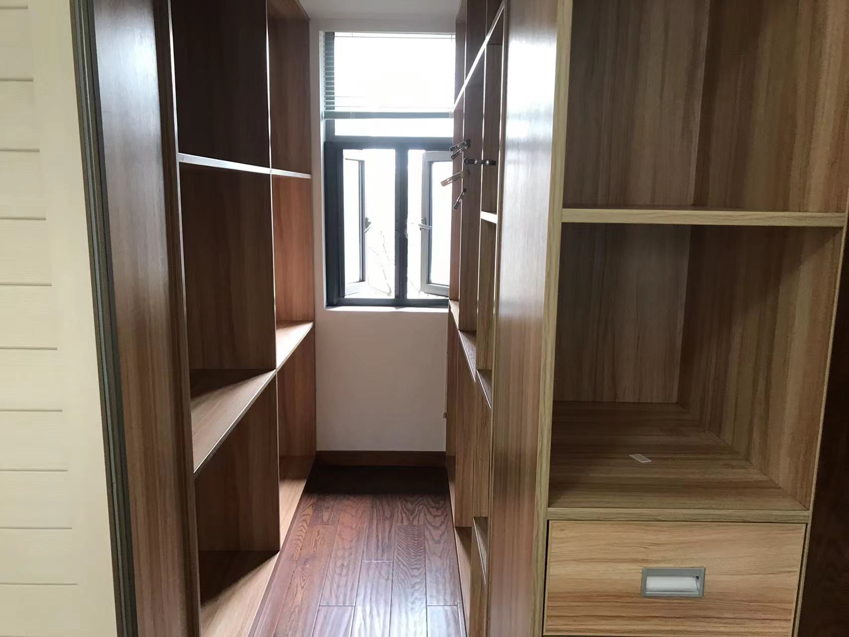景华城 3室2厅2卫 149.27m&sup2;
