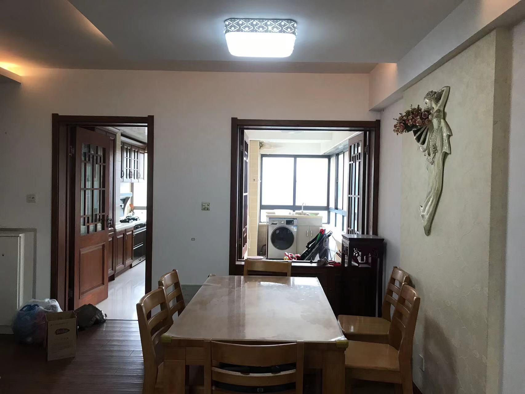 景华城 3室2厅2卫 149.27m&sup2;
