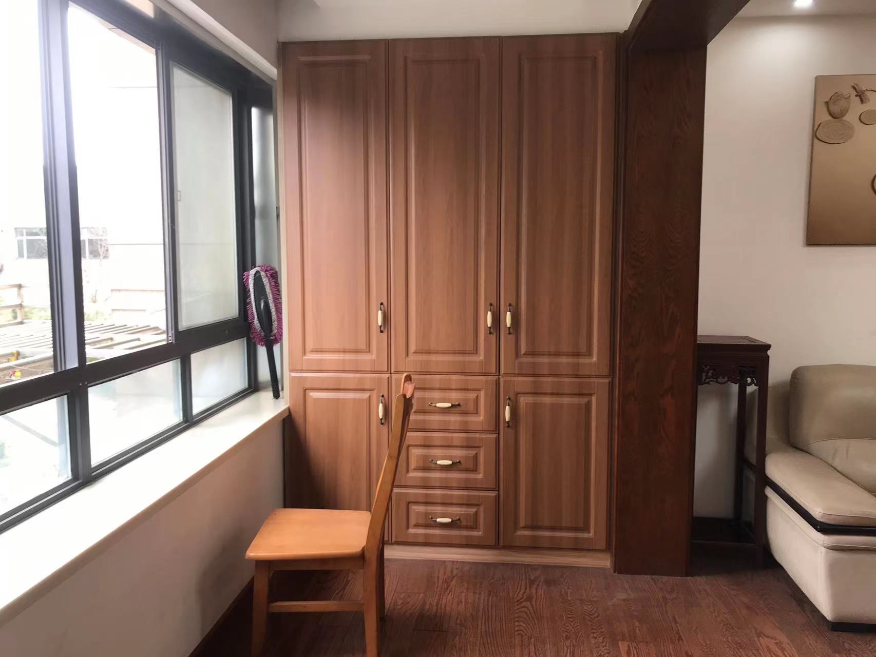 景华城 3室2厅2卫 149.27m&sup2;