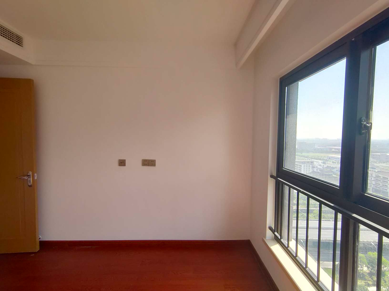 林肯公园 3室2厅1卫 92m&sup2;
