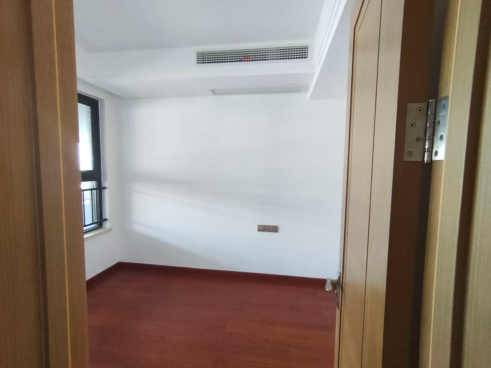 林肯公园 3室2厅1卫 92m&sup2;