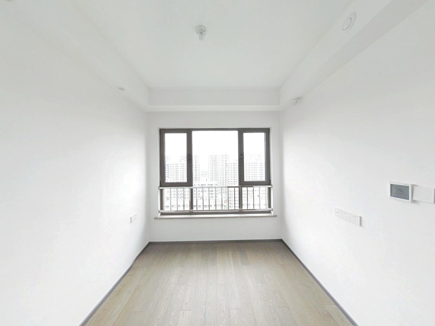 远创樾府 4室2厅2卫 129m&sup2;