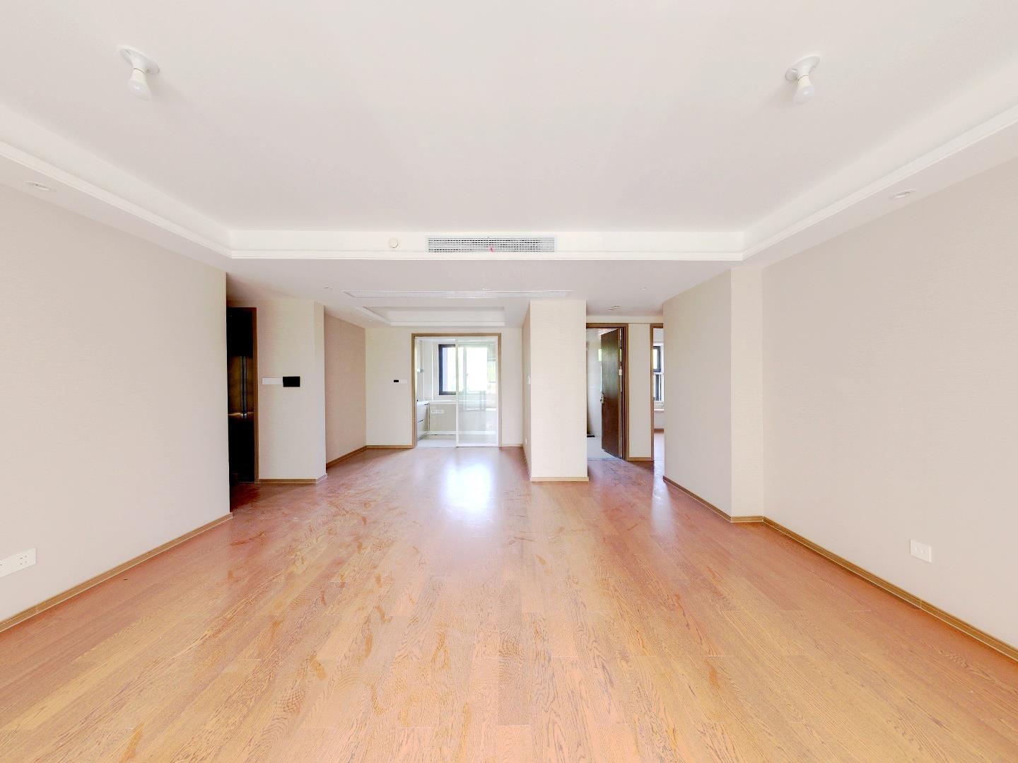 万濠禧园 3室2厅2卫 128m&sup2;