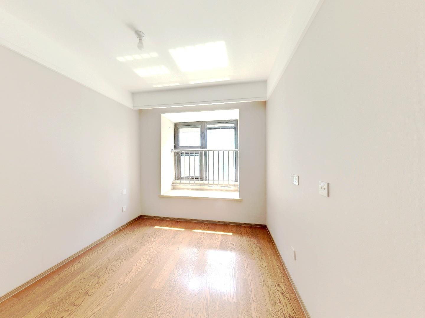 万濠禧园 3室2厅2卫 128m&sup2;