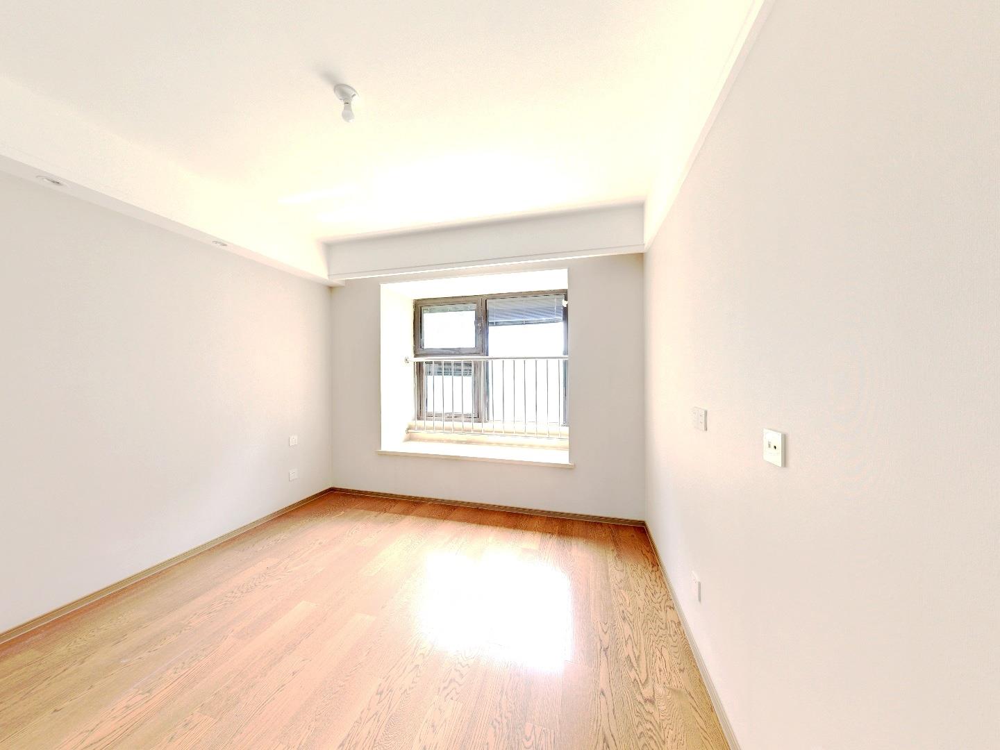 万濠禧园 3室2厅2卫 128m&sup2;