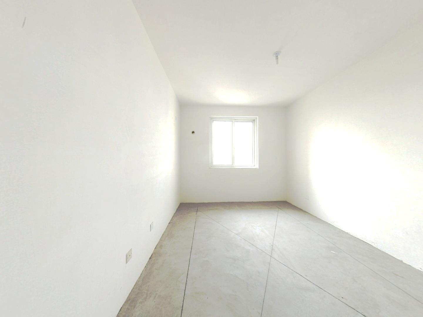永泰佳园 3室2厅1卫 125m&sup2;