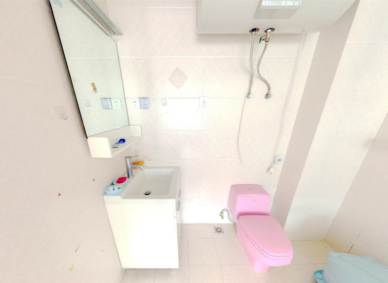 星河湾花园 3室2厅2卫 139.00m&sup2;