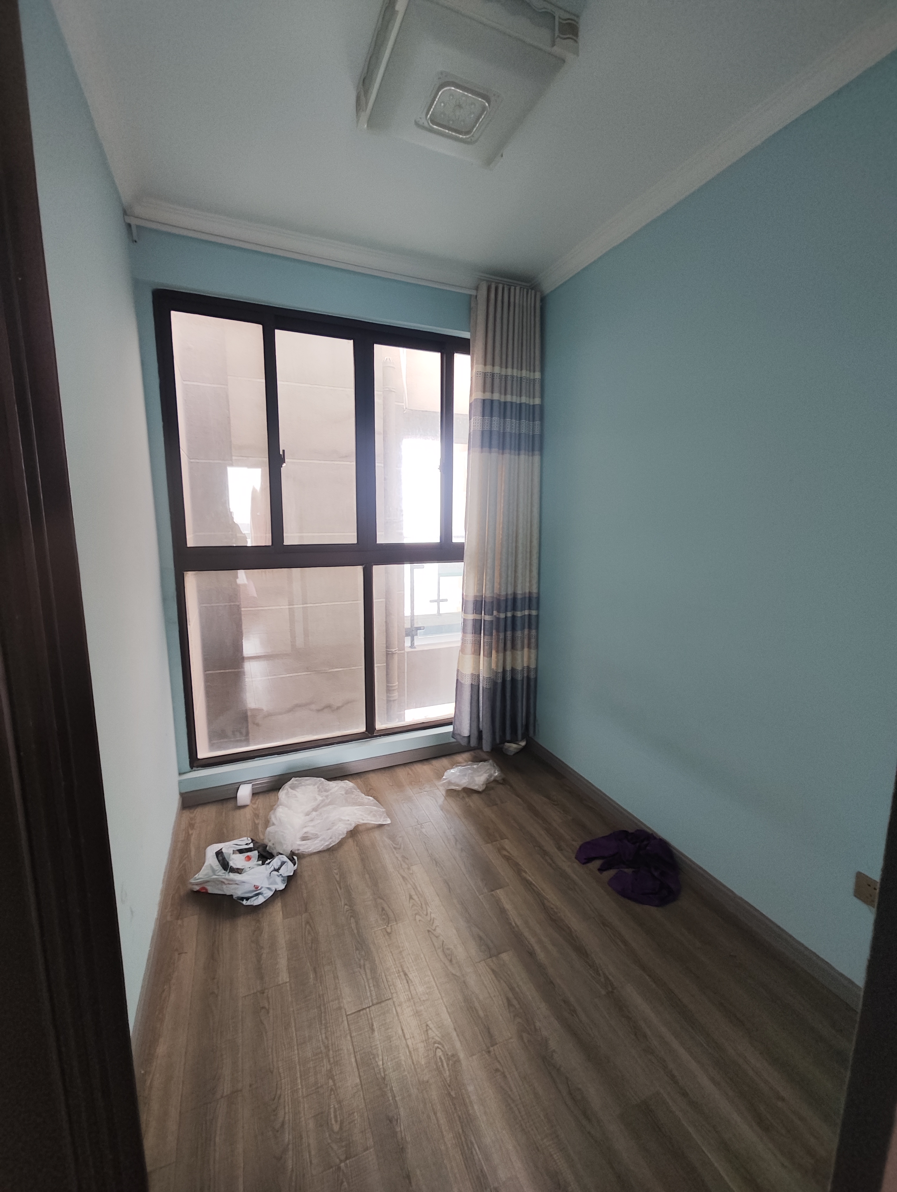 罗福宫 3室1厅1卫 95m&sup2;