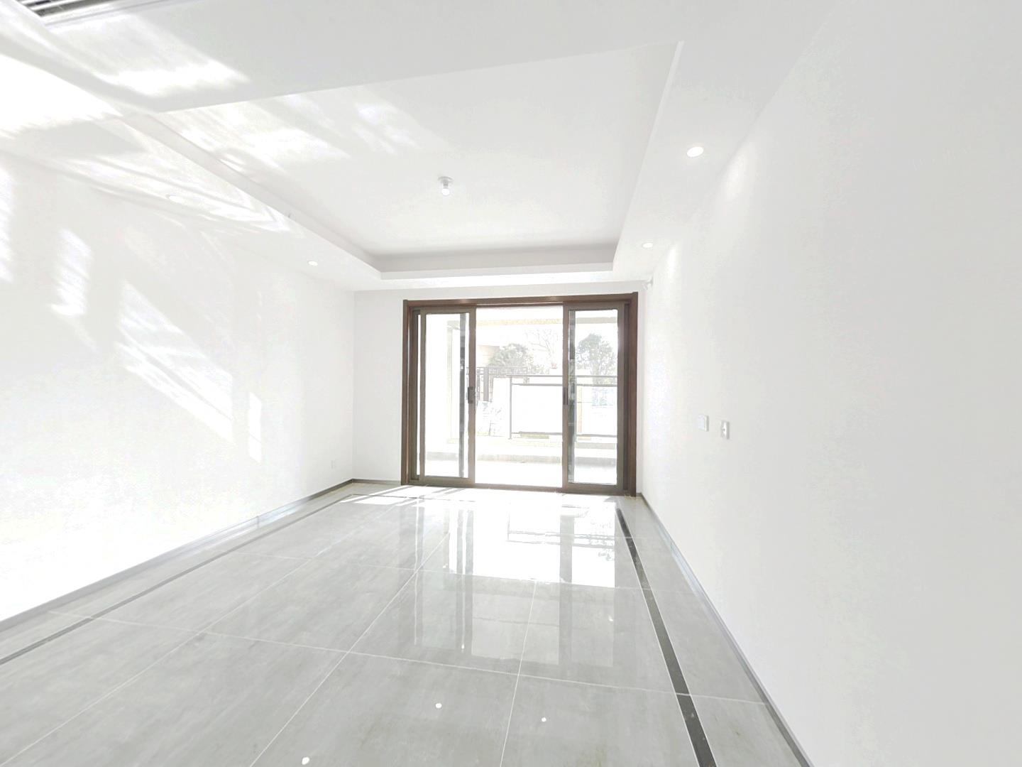 远创樾府 3室2厅2卫 130.00m&sup2;