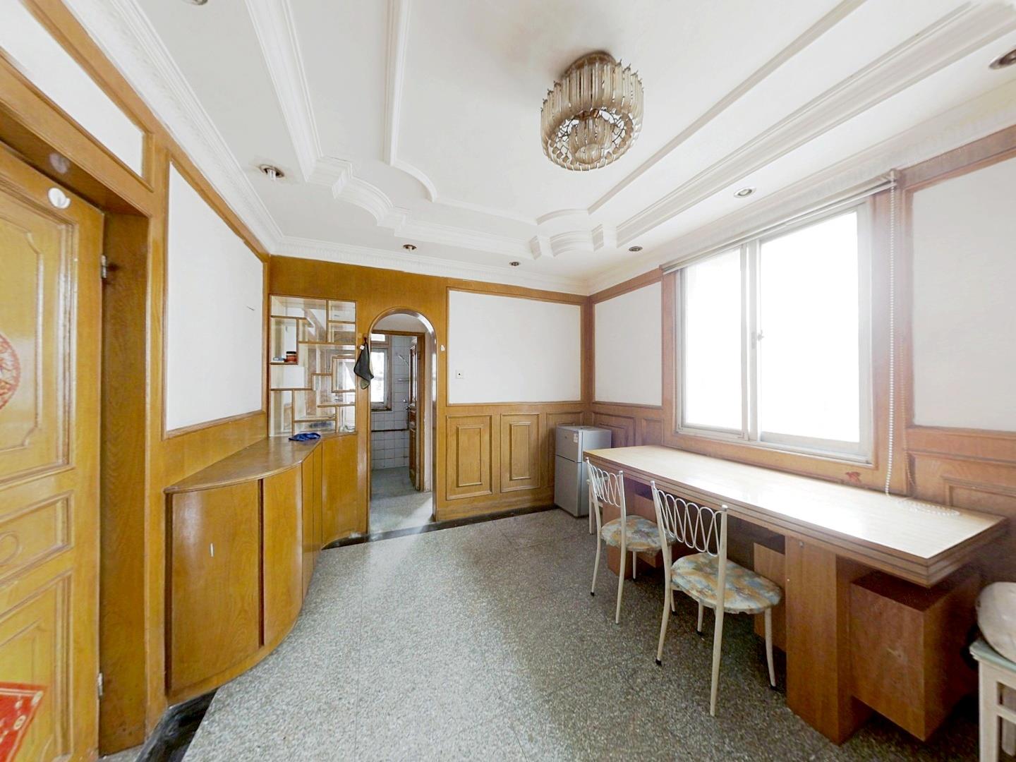 城港新村 2室2厅1卫 60m&sup2;