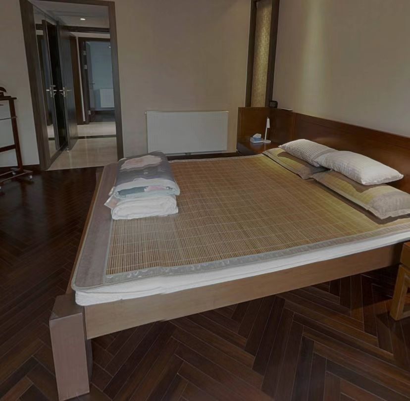 益兴名流府 5室2厅3卫 197m&sup2;