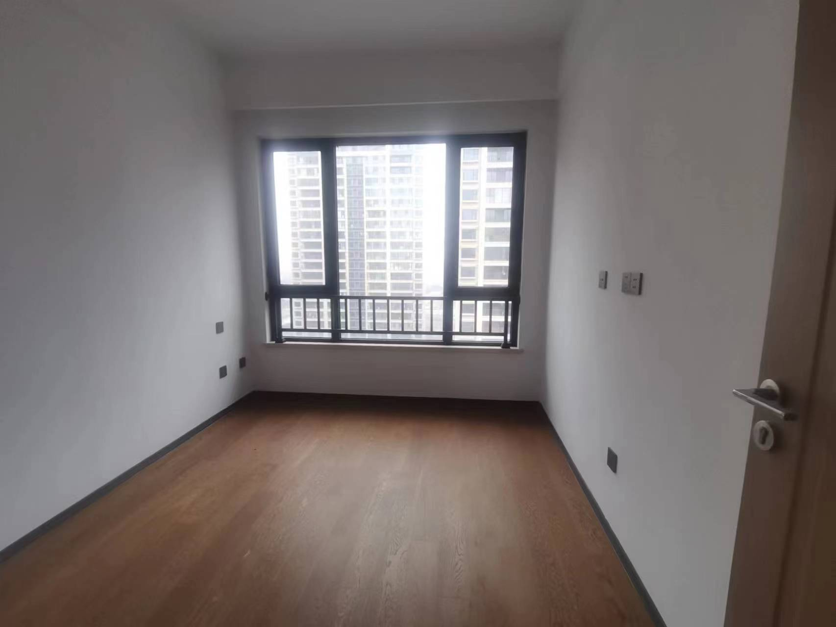 春风南岸西园 4室2厅2卫 138.00m&sup2;