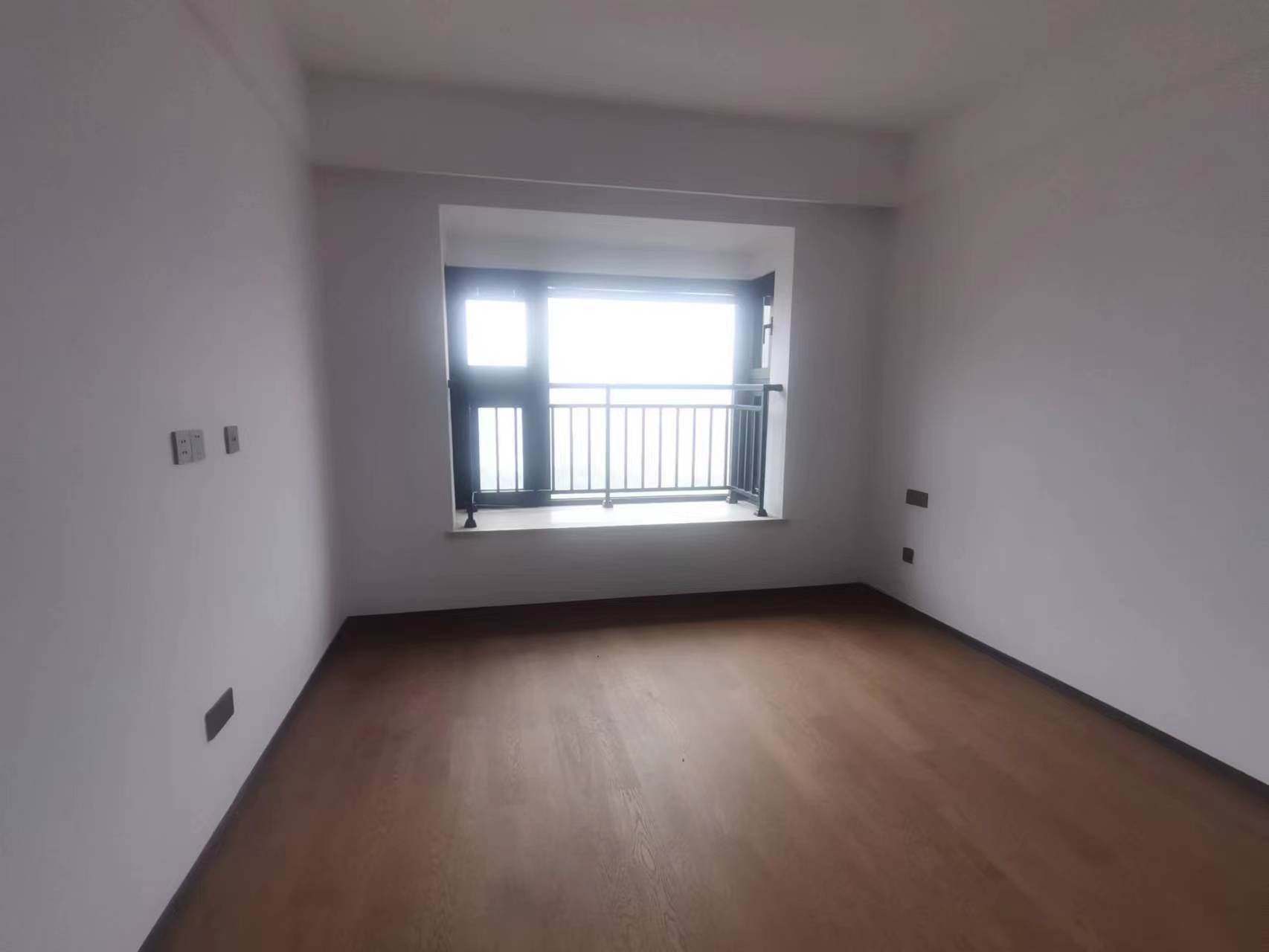 春风南岸西园 4室2厅2卫 138.00m&sup2;