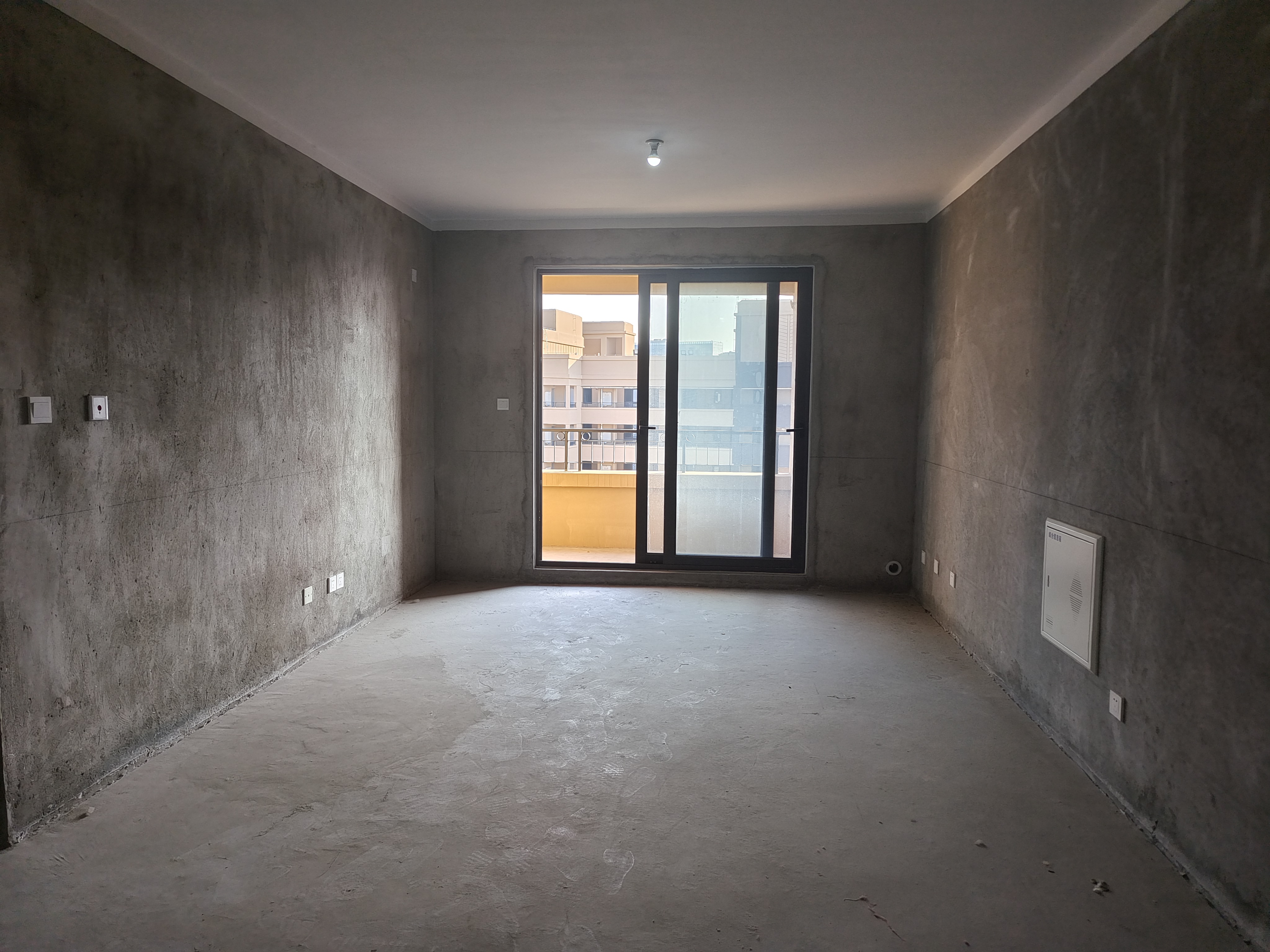 保利香槟国际 3室2厅2卫 115.00m²