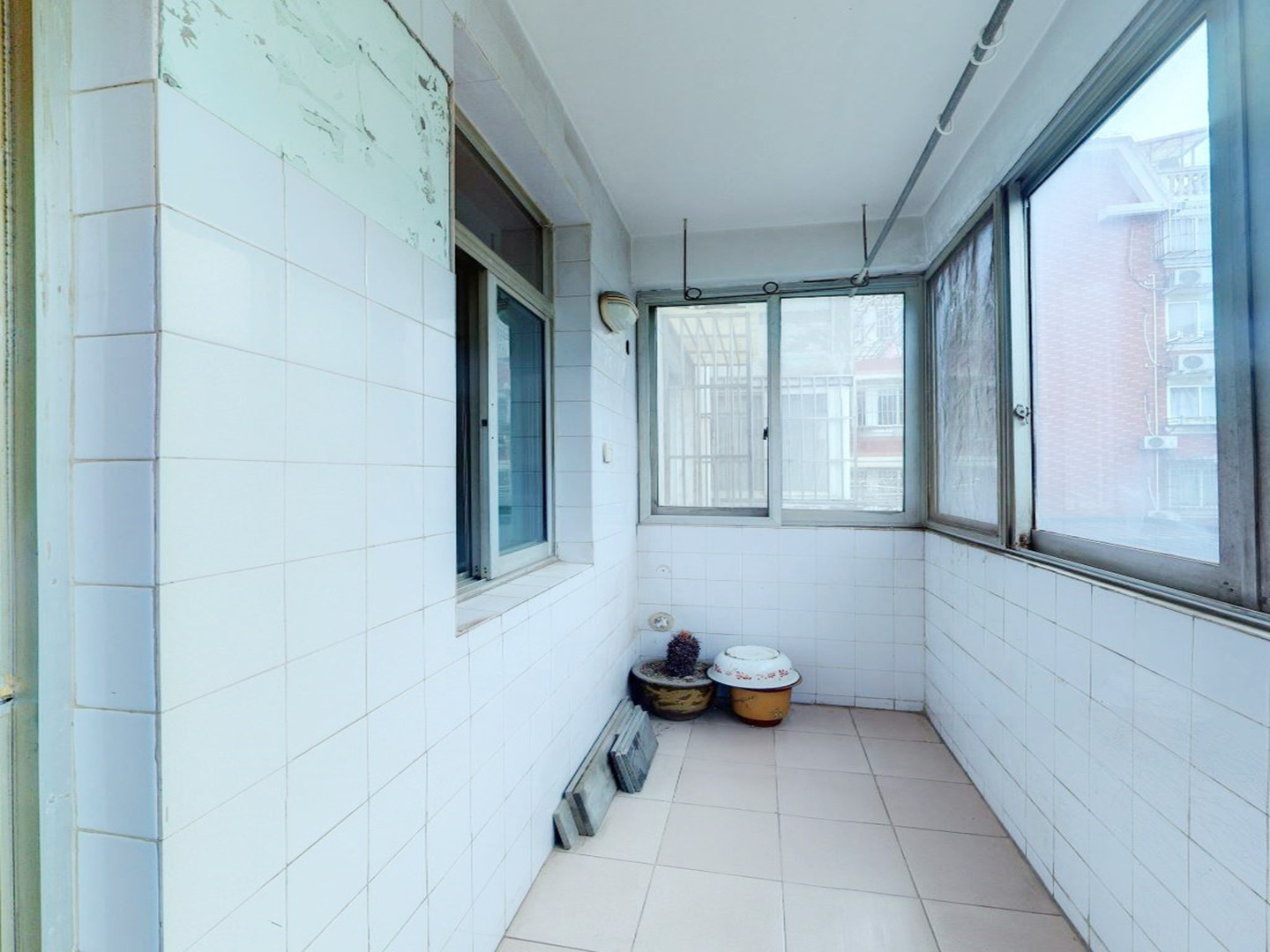 方大花苑 1室1厅1卫 53.7m&sup2;