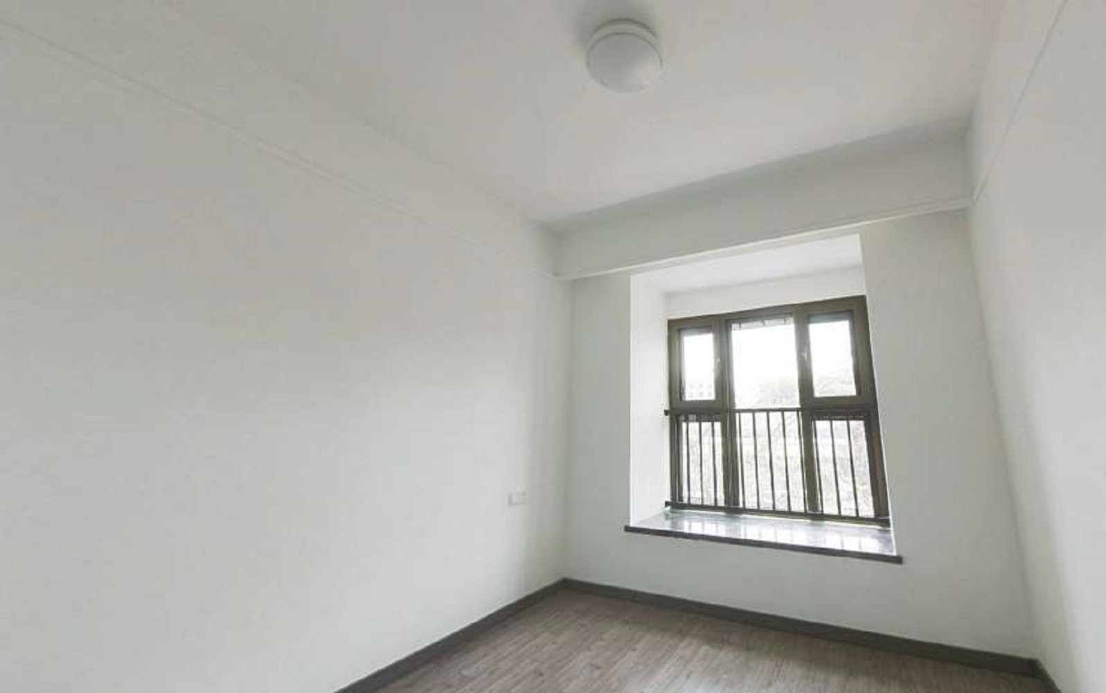雅居乐鑫基中央公馆西区 3室2厅1卫 110.00m&sup2;