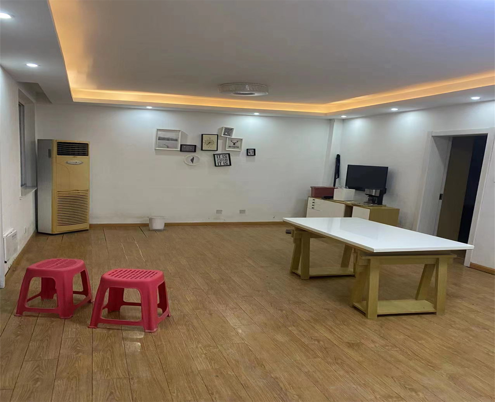 江海佳苑 3室2厅1卫 120.00m&sup2;