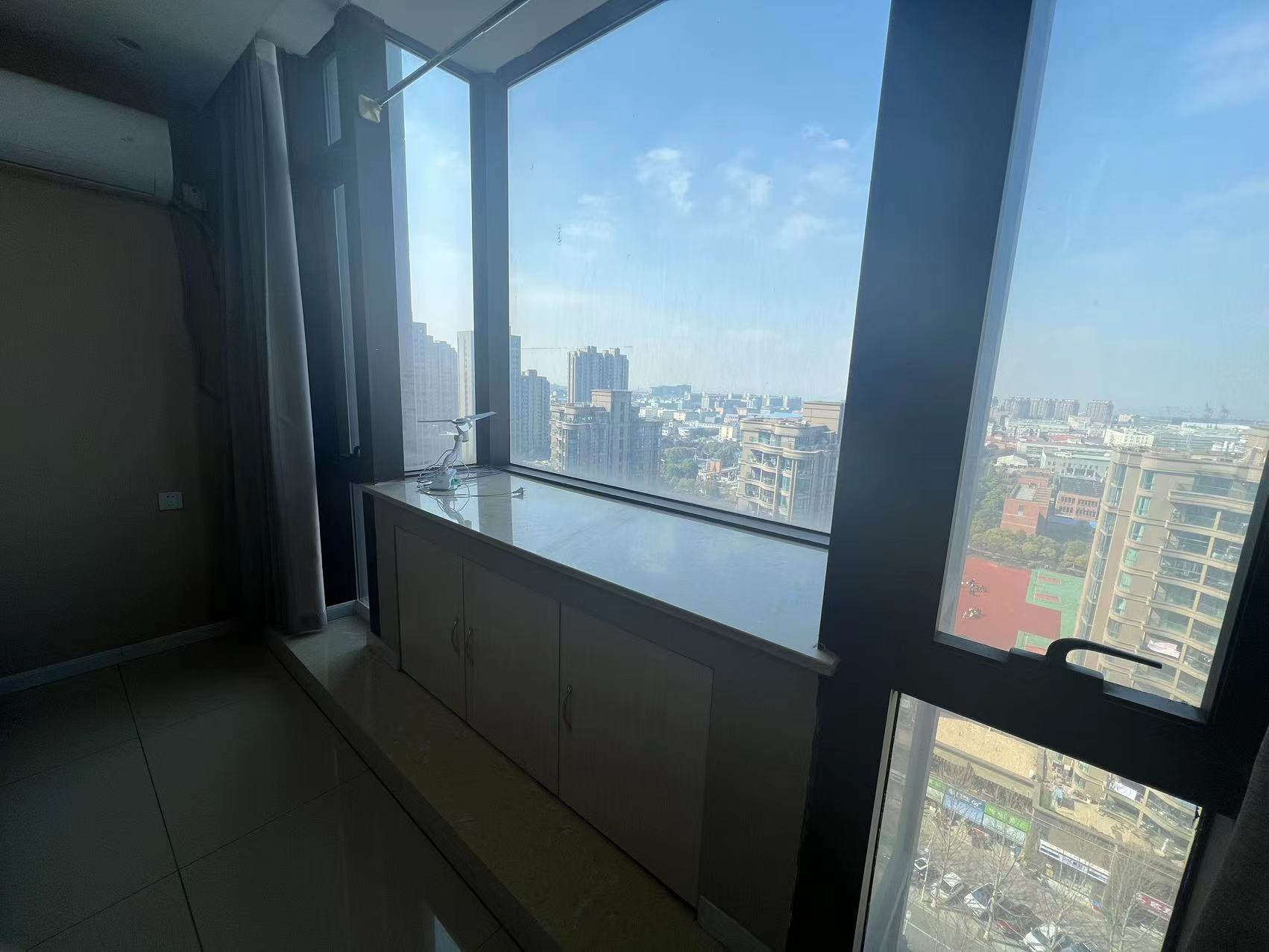 汇金国际 1室1厅1卫 58m&sup2;