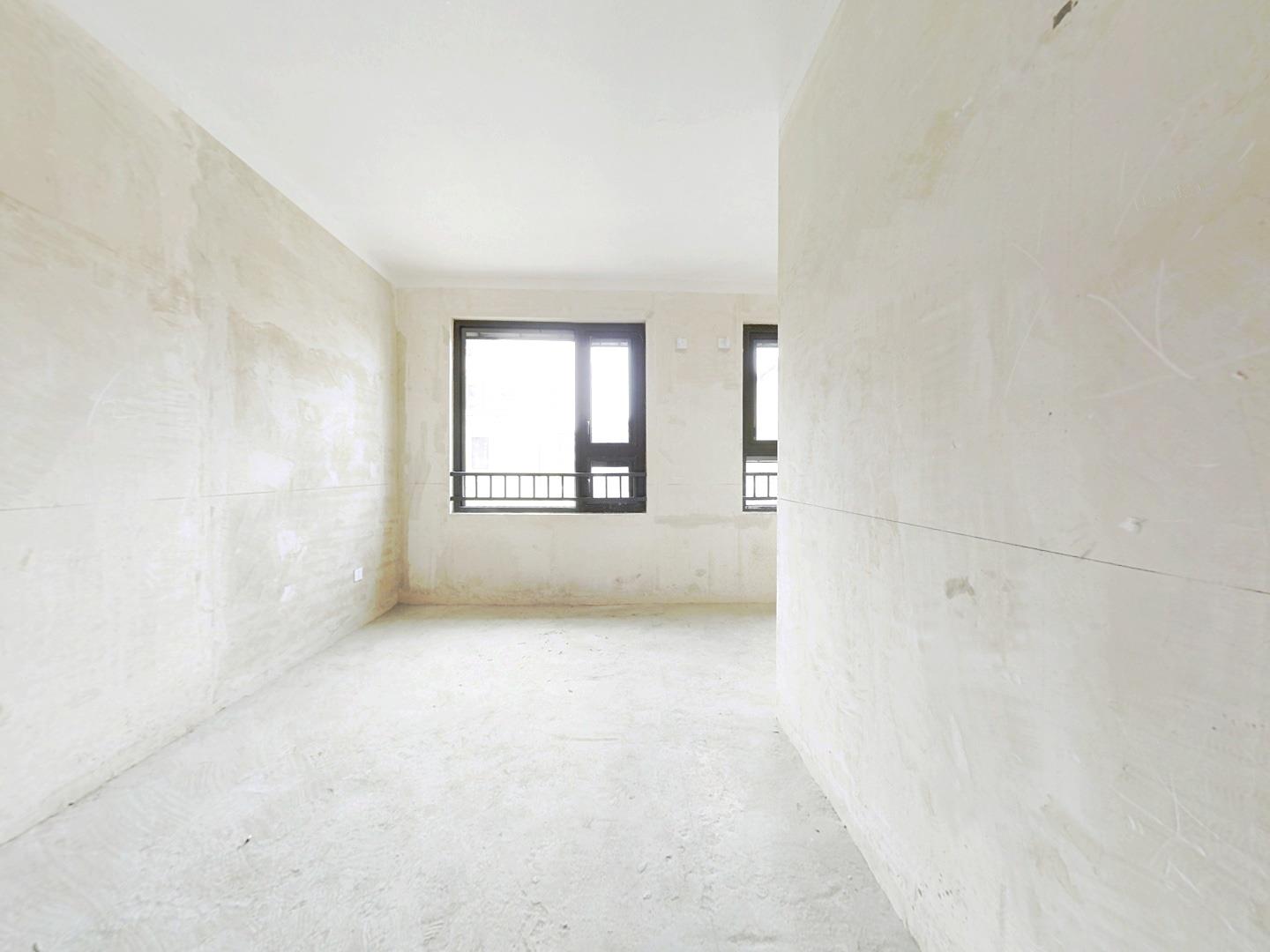 万科有湖（翡翠心湖） 4室2厅3卫 127.94m&sup2;