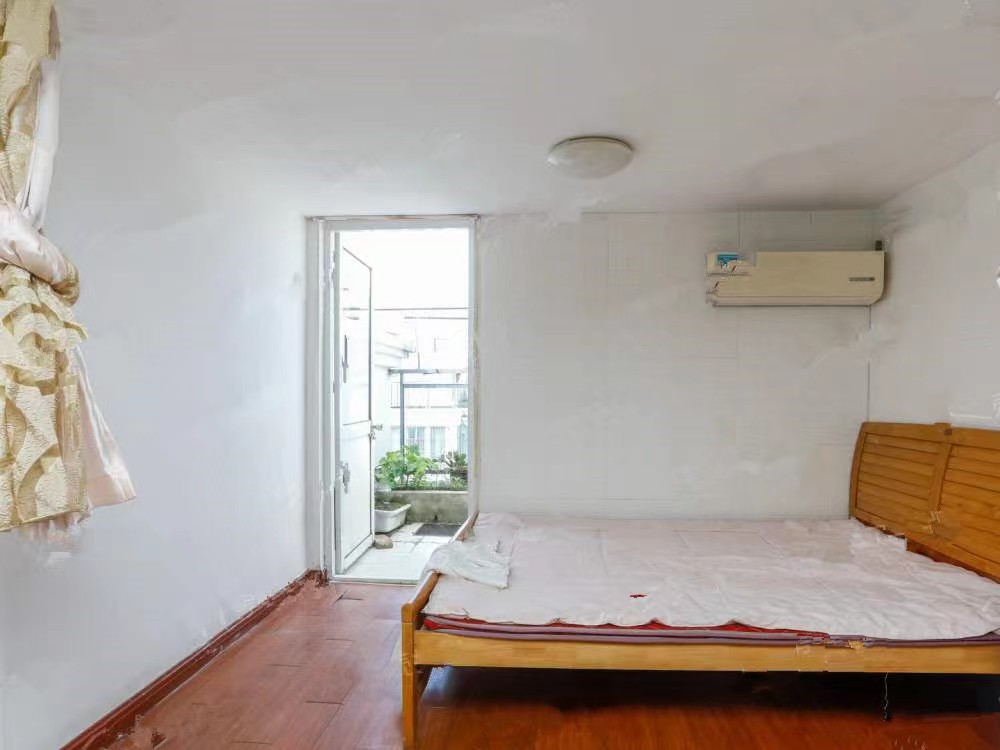 星宇花园 2室1厅1卫 58m&sup2;