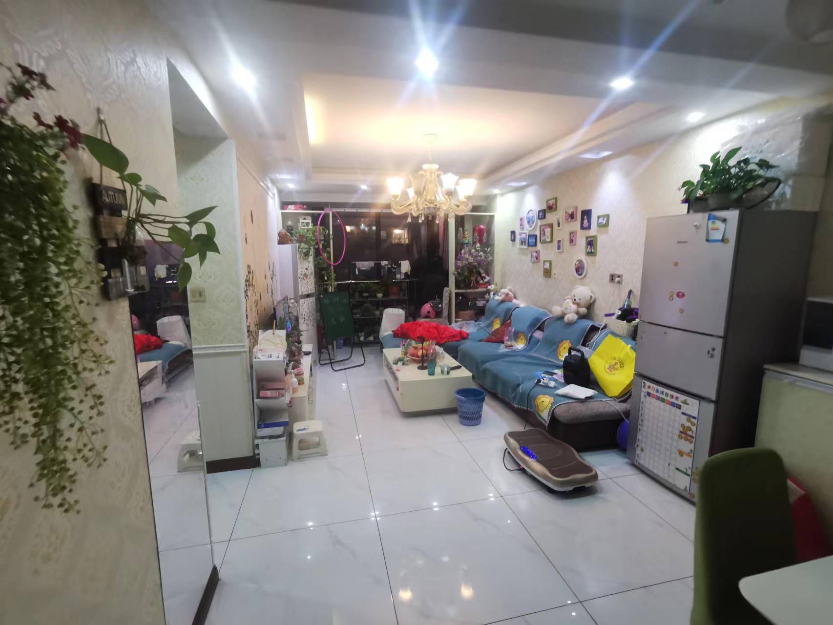 中港翡翠城 3室2厅1卫 90m²