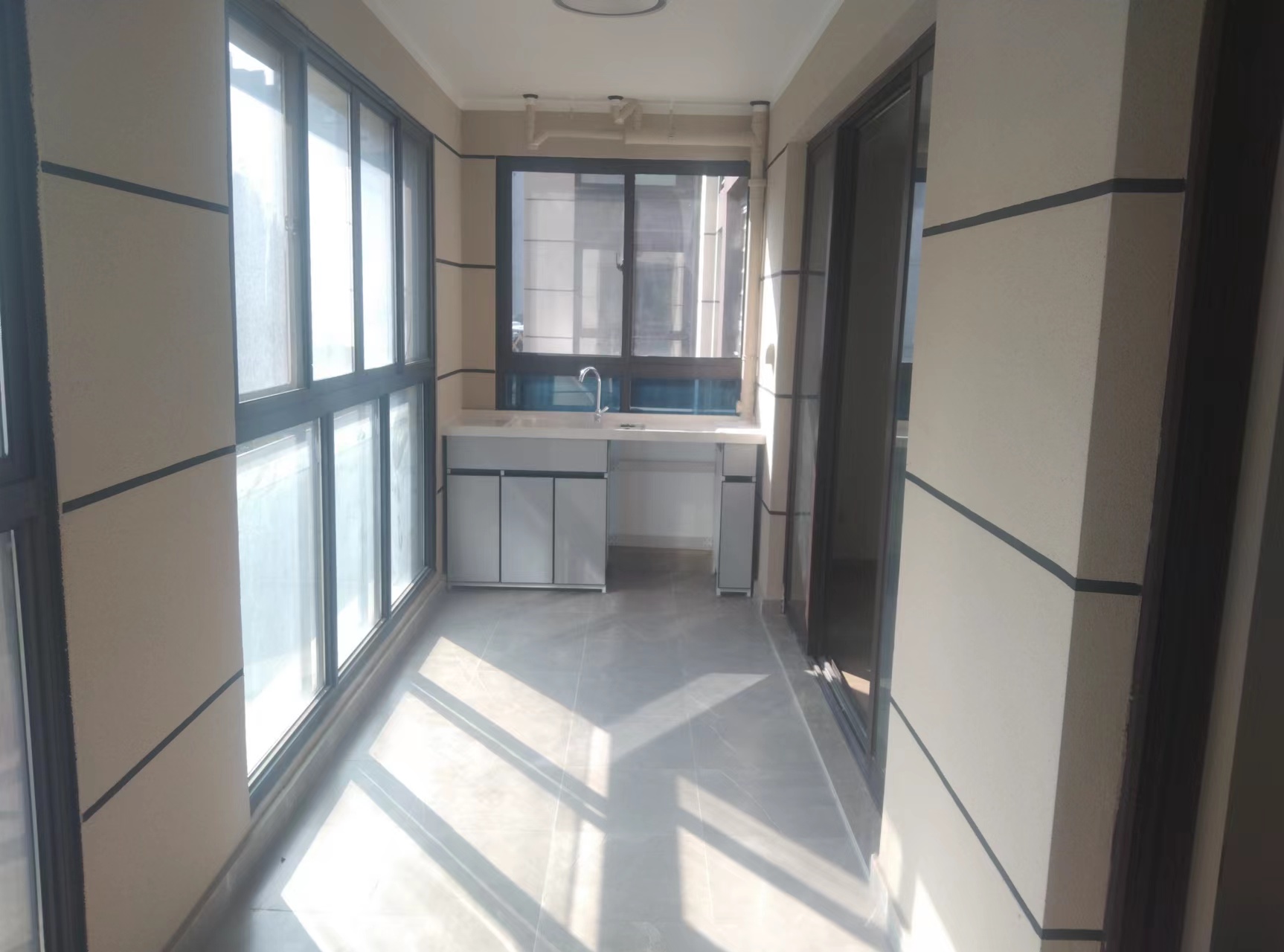 中创大都会 3室2厅1卫 110m²