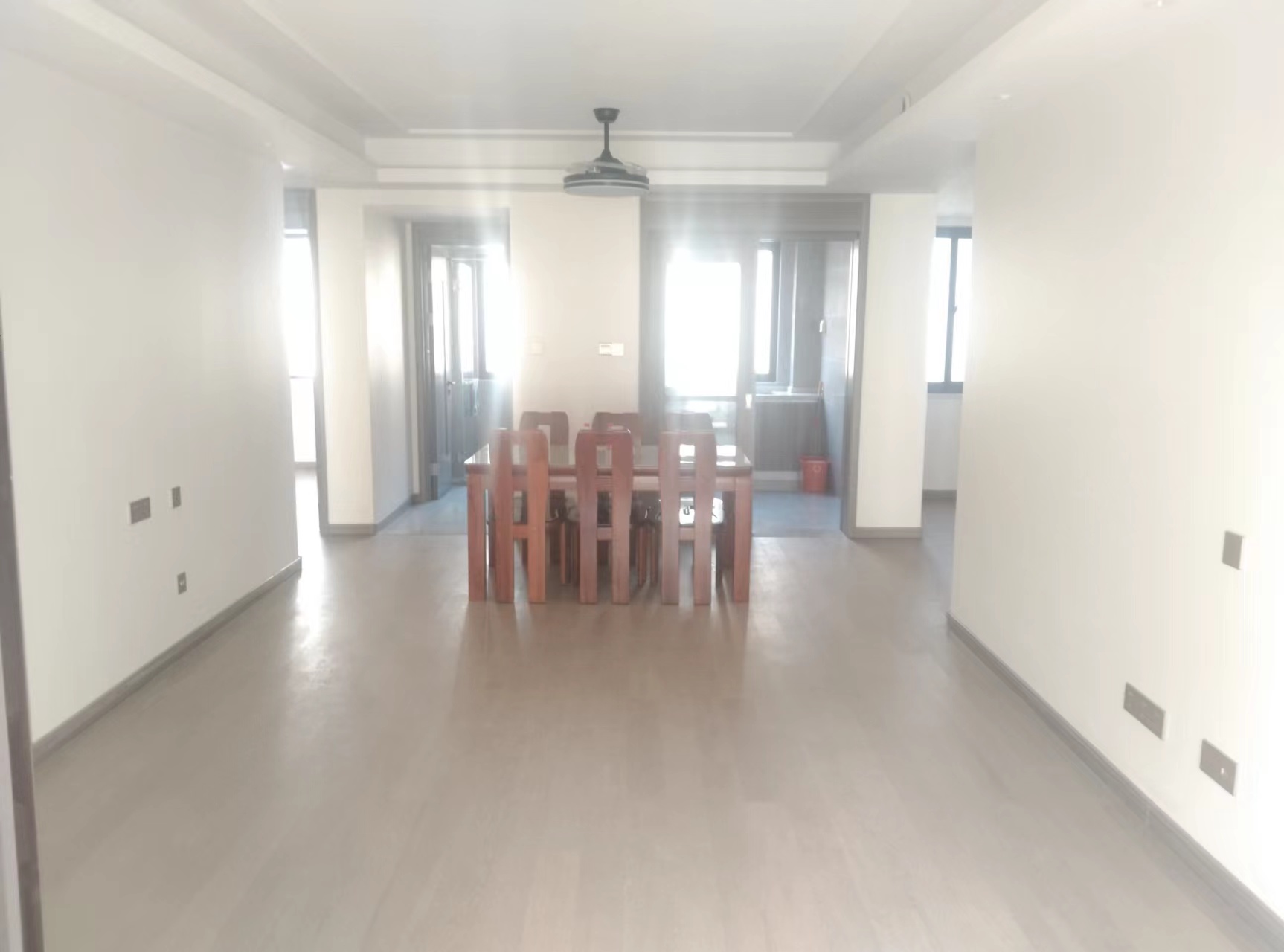 中创大都会 3室2厅1卫 110m²