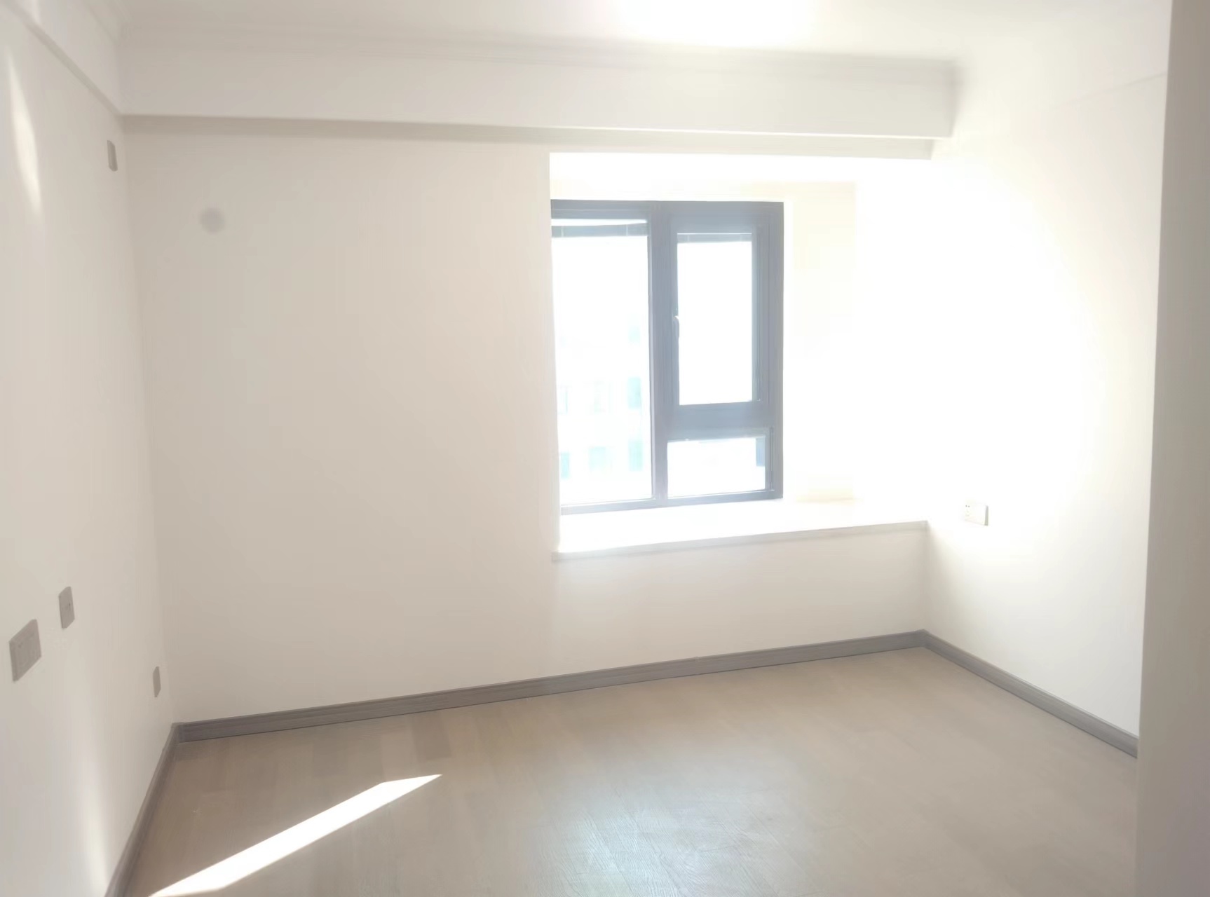 中创大都会 3室2厅1卫 110m²